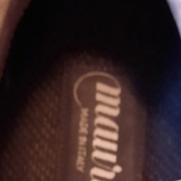 MAURI MEN'S SPORT SHOES 1 time worn size 10 $200 - Picture 5 of 7